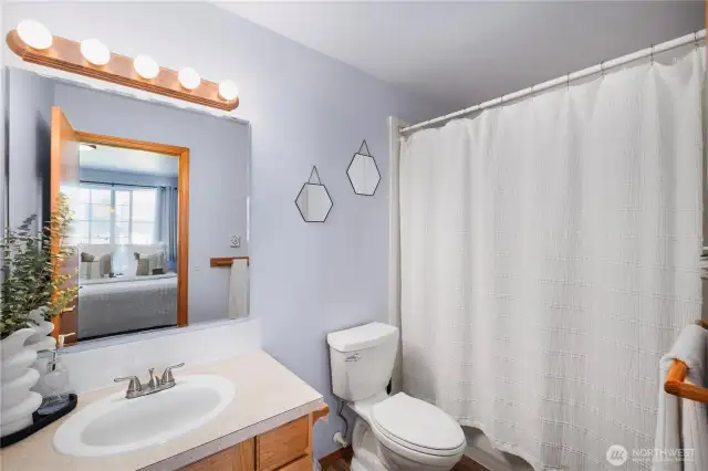 Second Master Suite with Tub.