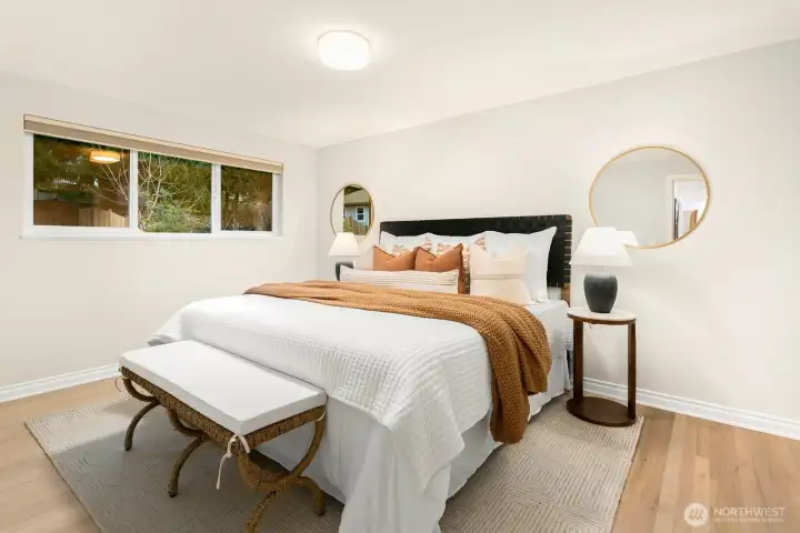 Third bedroom on the main floor (original primary suite)