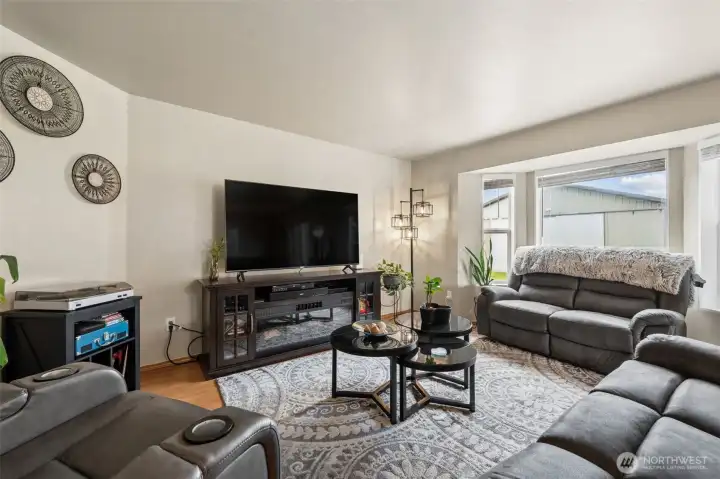 Spacious bright living room