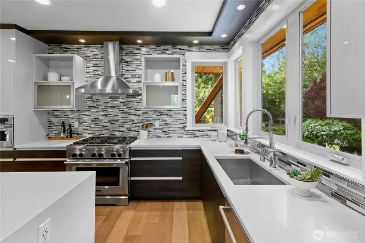 This house has hosted many catered gatherings.  The kitchen is a chef's dream.