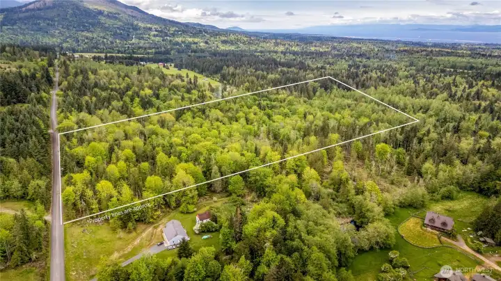 Property boundaries are approximate.