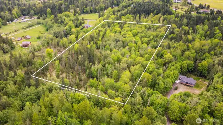 Property boundaries are approximate.