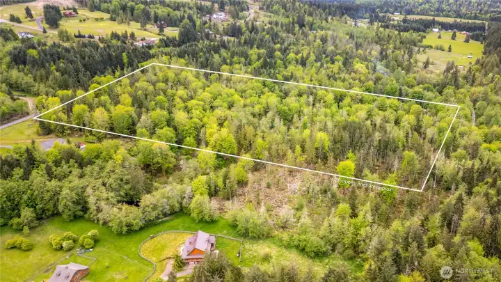 Property boundaries are approximate.