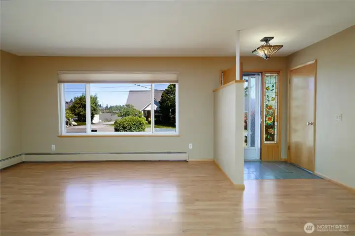 Entry to living room