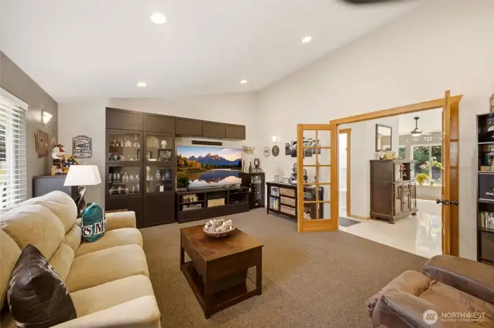 den-office-or 4th bedroom den-office-or 4th bedroom