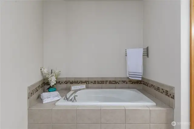 Relax and renew in your soaker tub!