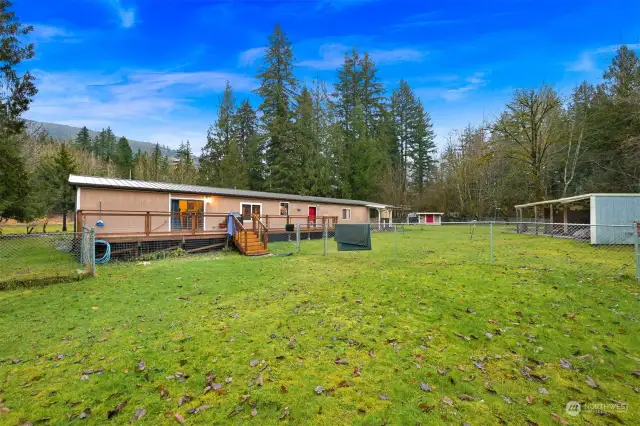 fully fenced back yard