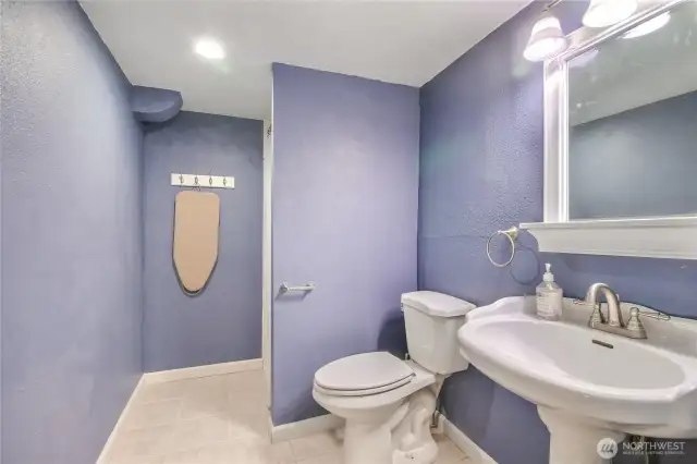 Basement 3/4 bathrooms.