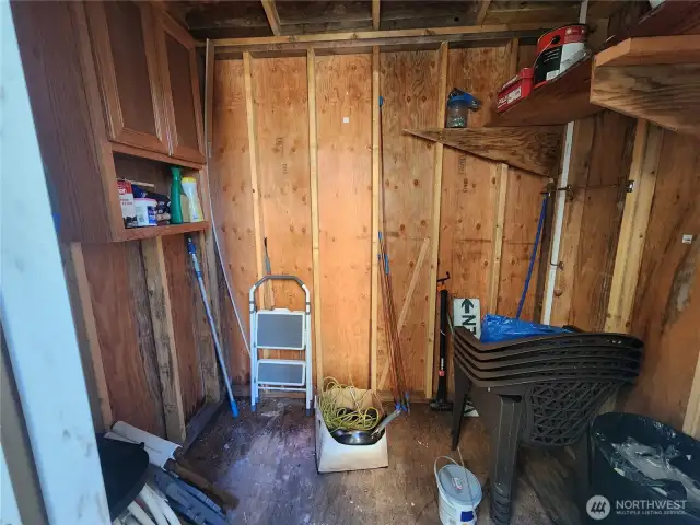 inside of storage shed