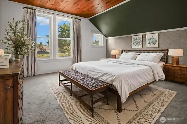 One of two upstairs bedrooms, this one facing the back yard. This room has been virtually staged.