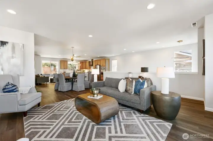 Plenty of space in this large and very charming great room