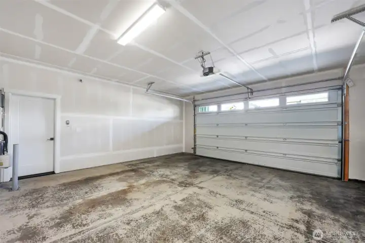 2 car garage!