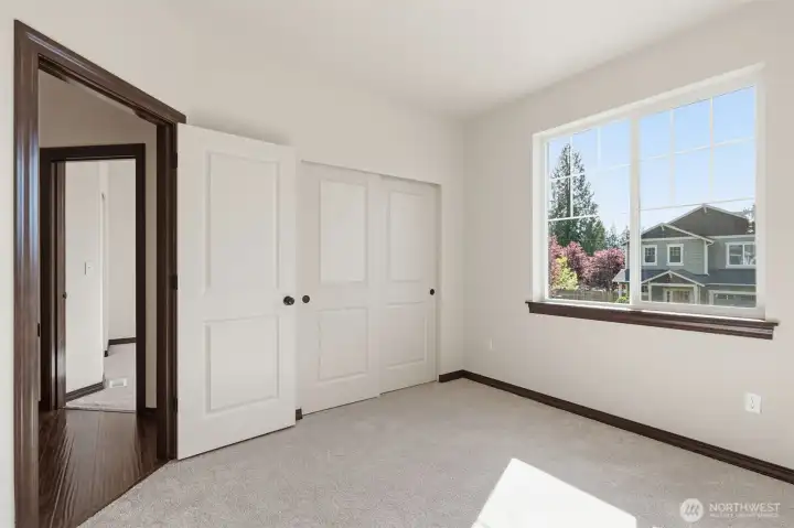 2nd bedroom