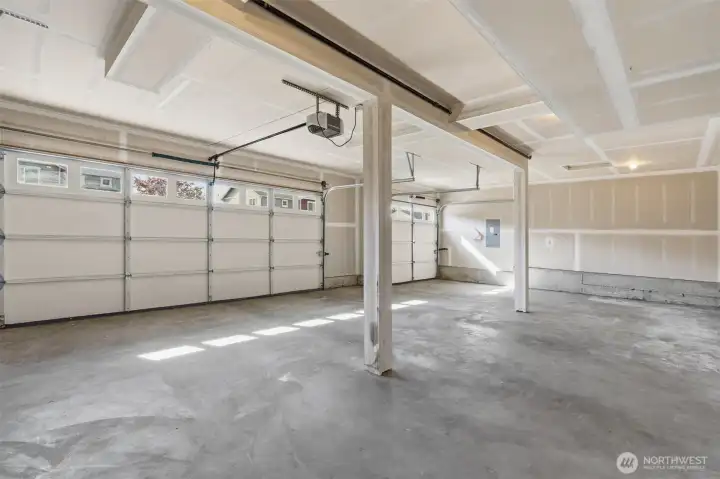 3-car garage