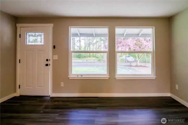MAIN HOME LIVING MAIN HOME LIVING