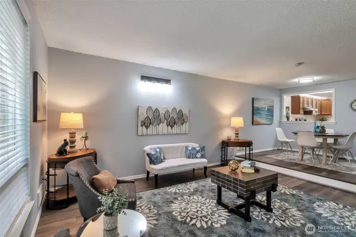 Living room with freshly painted walls.