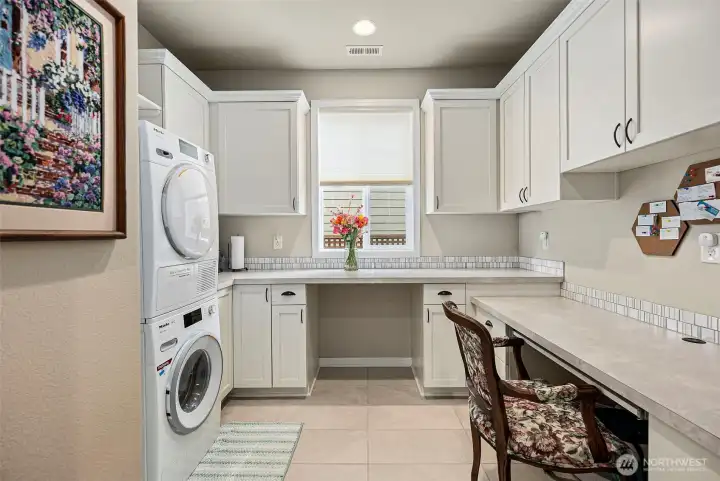 Large Laundry Room With Room For Lot's of Goodies!