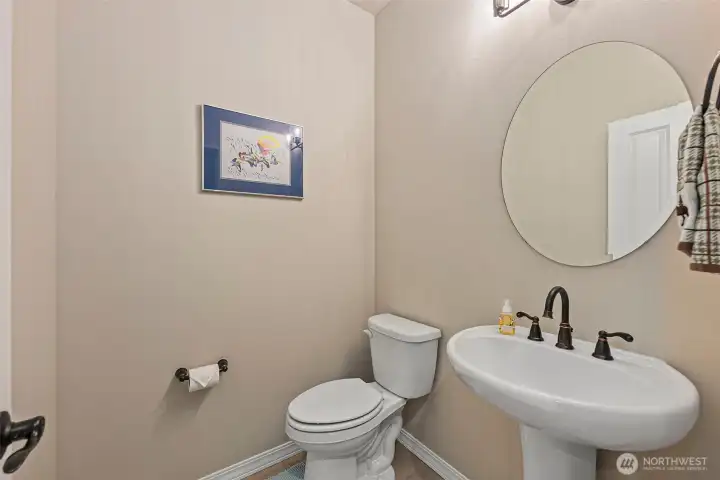 1/2 Guest Bath