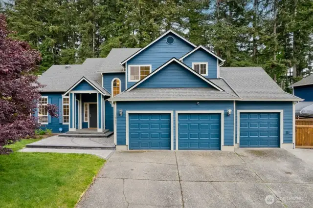 Welcome to 19621 10th Dr SE in Bothell