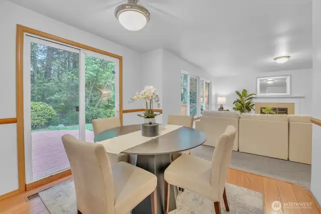 eating area and sliding door to the back yard.