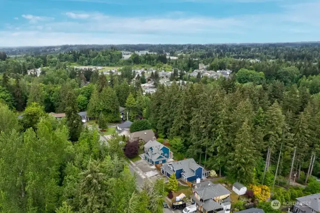 teritorial viewIdeal location near parks, shopping, and I-405.