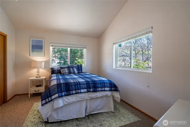 2nd Upper level bedroom