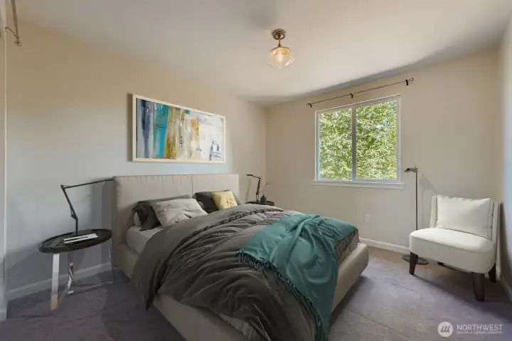 Second upstairs bedroom