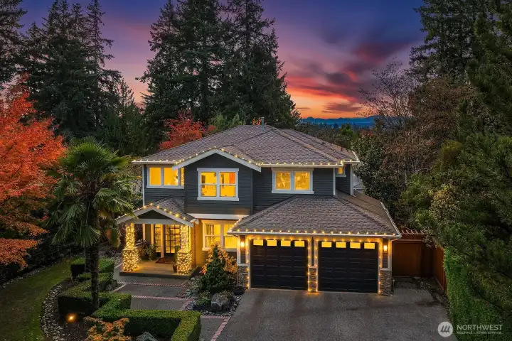 Remodeled 5 bed / 4.25 bath home with office, bonus room and legal ADU. This house has it all!