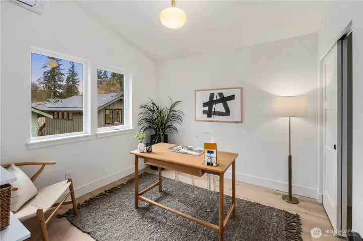 Upper floor bedroom 2