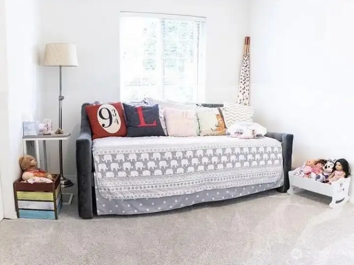 Bedroom #3 with furniture