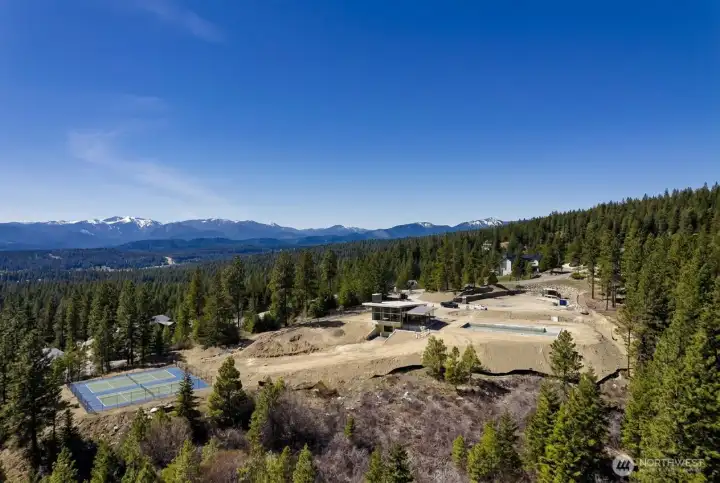 Future Lodge, pool & spa and outdoor games/courts