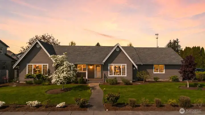 Welcome to 1277 Aaron Dr