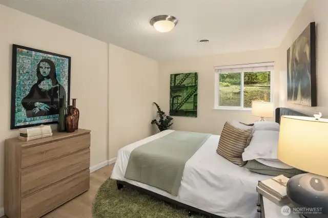 2nd bedroom
