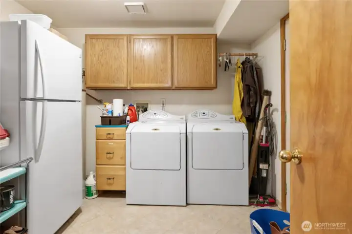 Laundry/Mud Room with Exterior entrance.