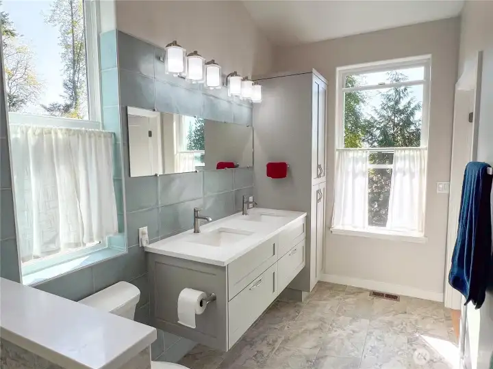 Two large windows bring in loads of natural light.