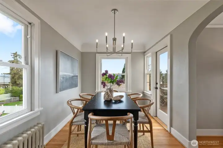 Dining area designed to capture the views, with easy access to the main floor deck