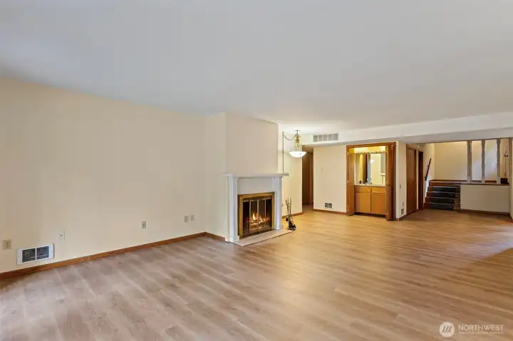 New floors! Cool closet bar and wood burning fireplace!