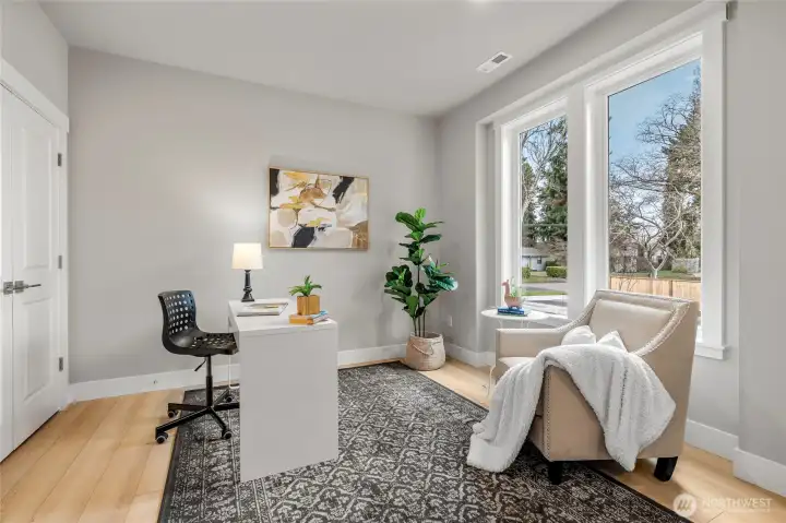 Guest room / Bonus Room Guest room / Bonus Room