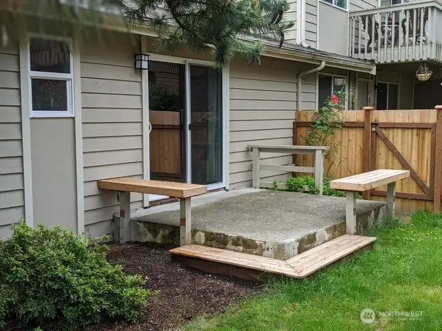 Unit B Deck Unit B Deck