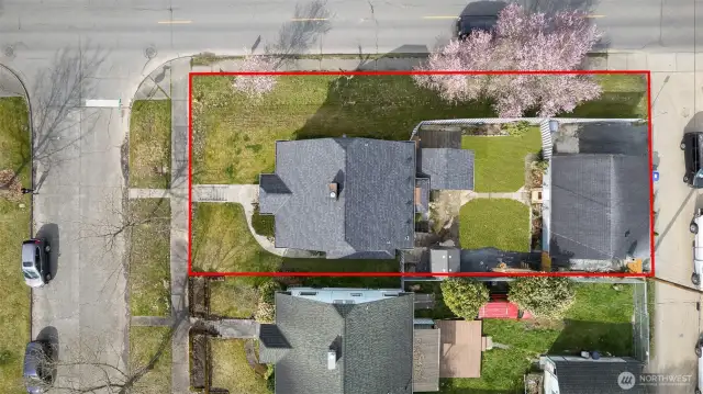 Spacious corner lot