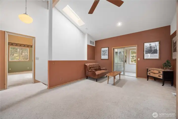 Loft/rec-room