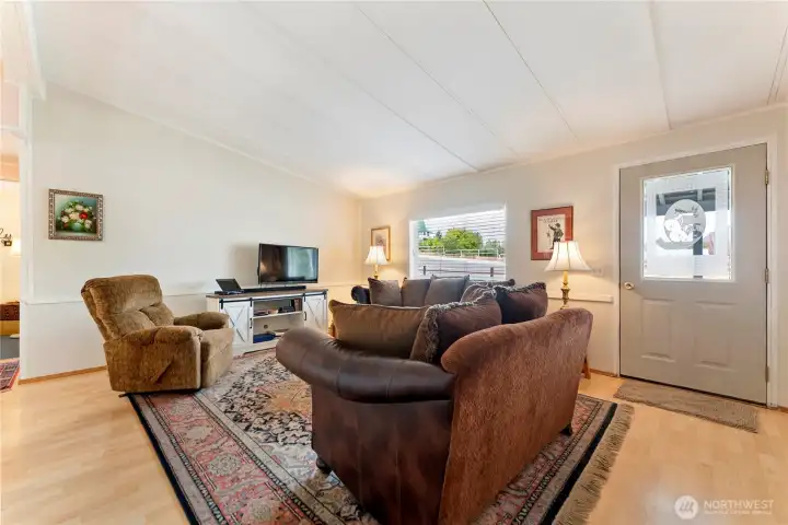 Front entryway into living area.