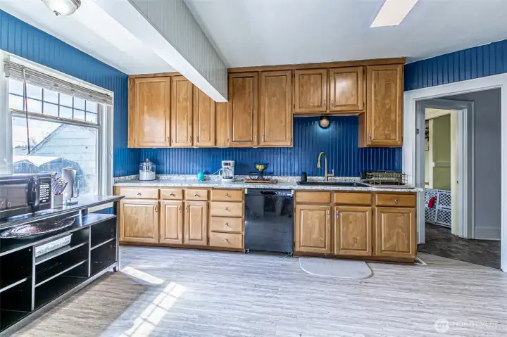 Kitchen, New Dishwasher