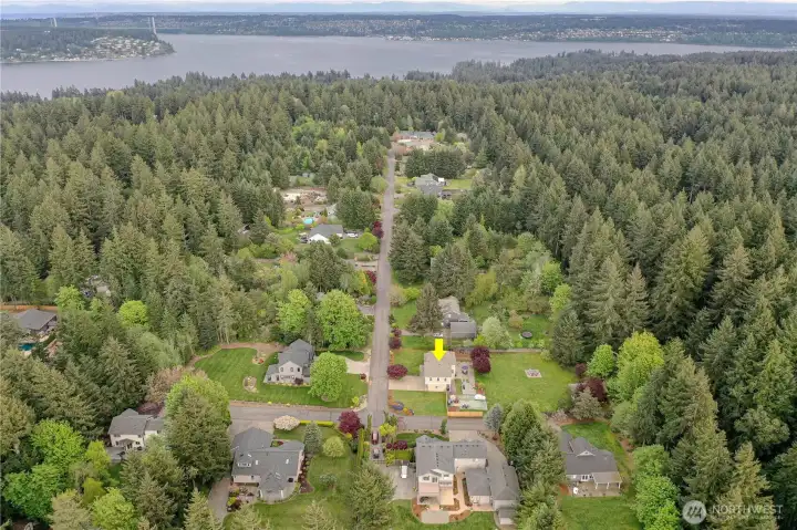 Cedrona Estates is small gated subdivision made up of homes on 1 acre parcels.