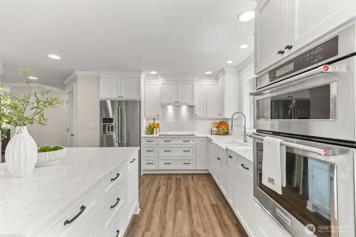 Pantry adjacent to fridge