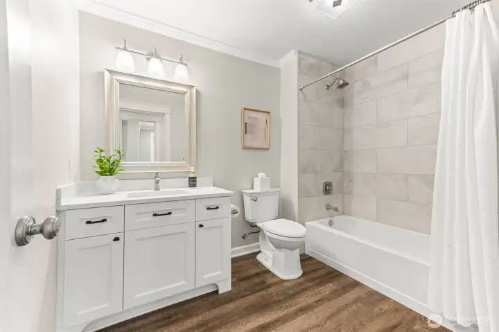 Newly updated guest bathroom