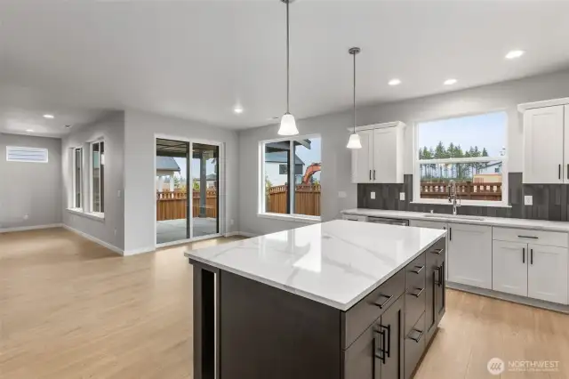 Gourmet Kitchen and Eating Area