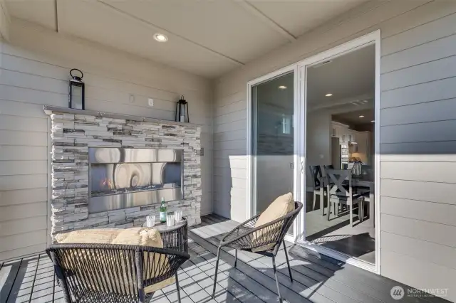 Photos are of a Madison in a different community and are for illustration purposes only to reflect typical finishes.  May depict seller enhancements.  Colors and options may vary.