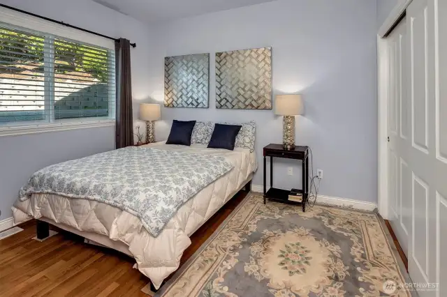 3rd bedroom on main with access Jack & Jill bath