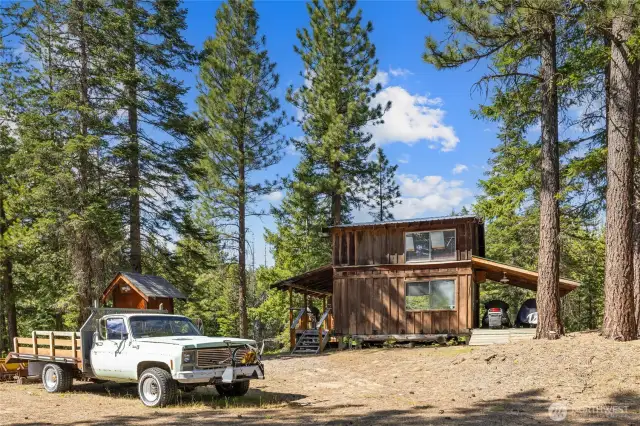 Plow truck can stay! + 4 snowmobiles to get you started. "The Teanaway Package!!"